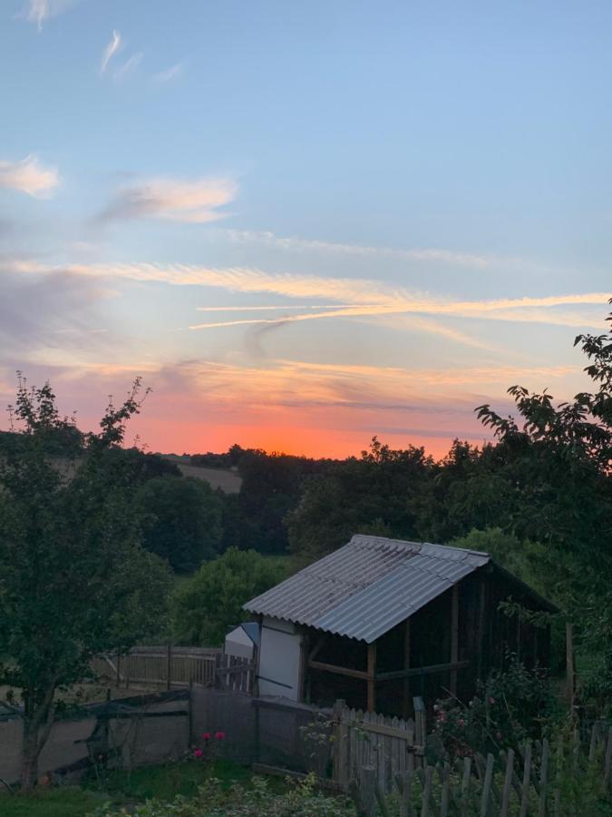 Aux Yourtes De La Fabrique Saint-Florent-des-Bois 外观 照片
