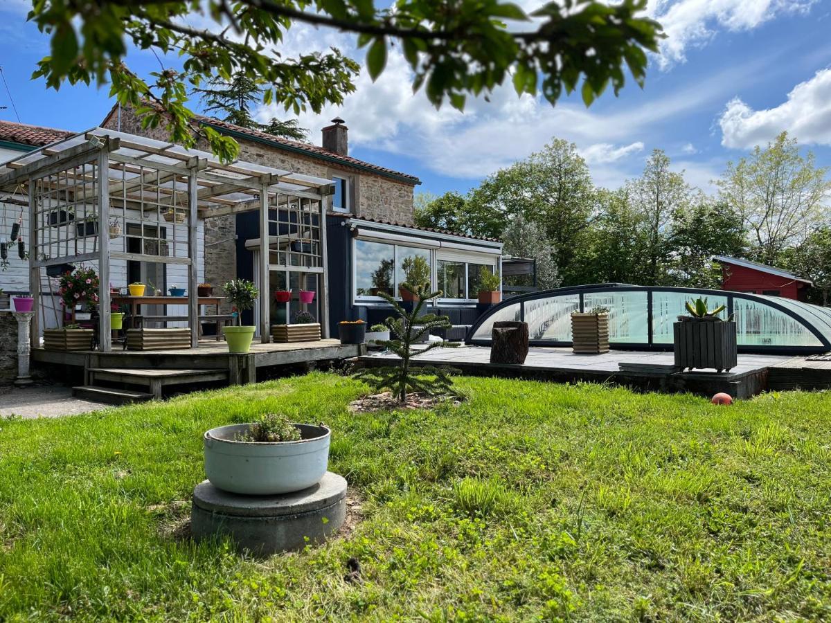 Aux Yourtes De La Fabrique Saint-Florent-des-Bois 外观 照片